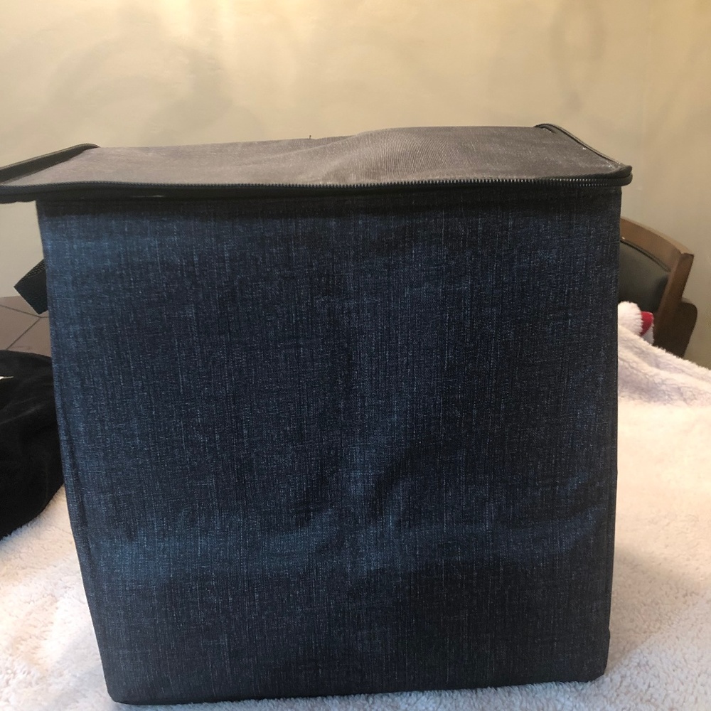 Thirty-One Large Thermal Tote Charcoal Crosshatch